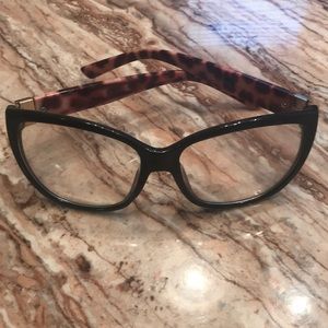 Black leopard glasses